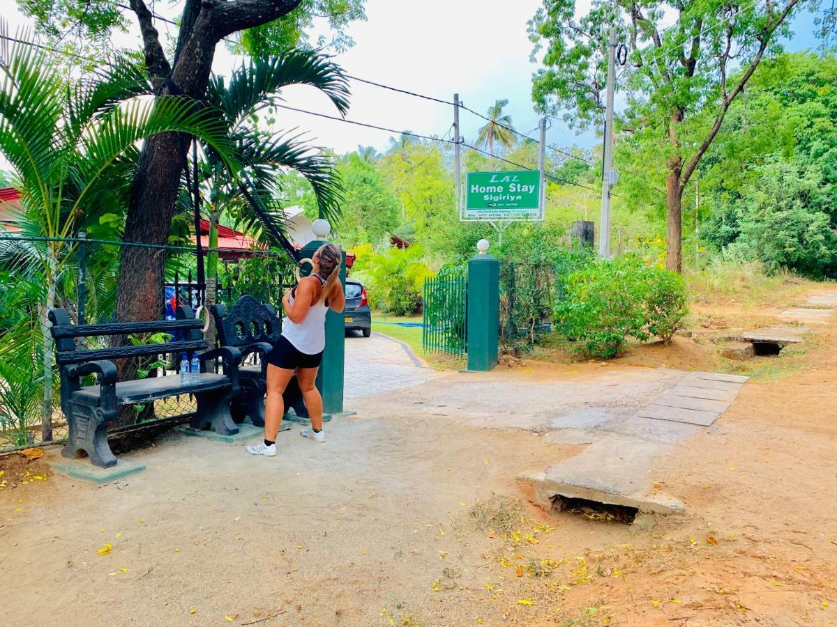 Lal Home Stay Sigiriya Dış mekan fotoğraf