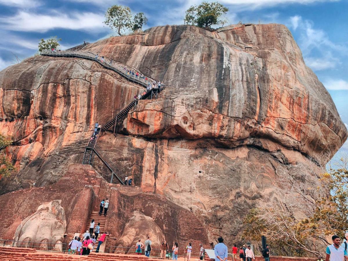 Lal Home Stay Sigiriya Dış mekan fotoğraf